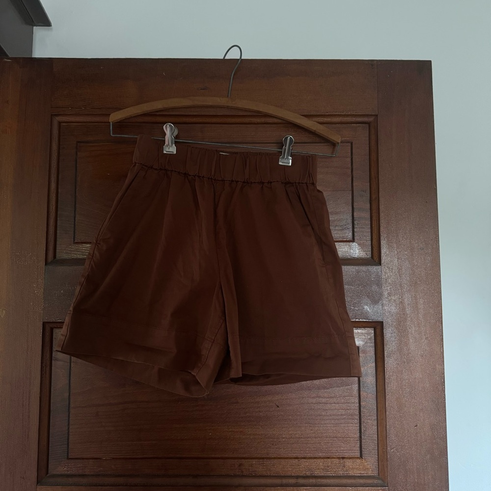 Everlane Easy Short